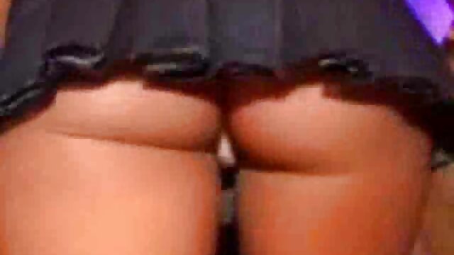 ekor bigo colmek bokep kuda Ponytail Coed dual piped