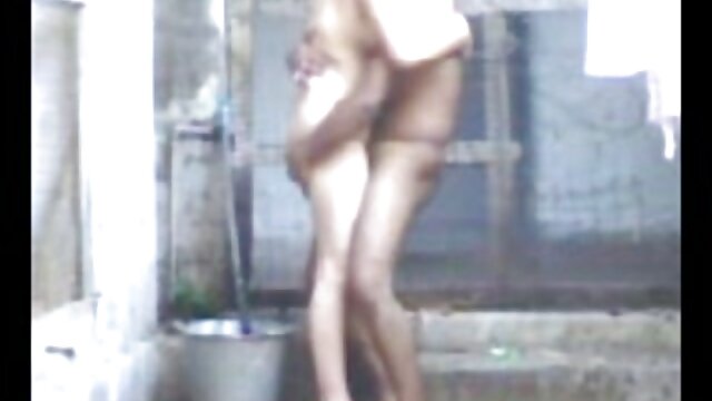 Nina Elle mencintai bokep miss kay live anak tirinya.
